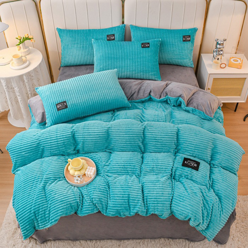 Embroidery Quilt Cover - ชุดผ้าปูที่นอนฤดูหนาว 3 ชิ้น ผ้าห่มหนานุ่ม ขนาดคิง ทวิน