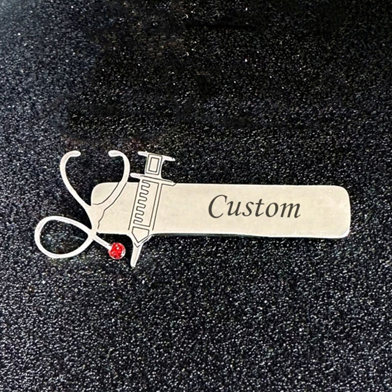 Embroidery Name - WLP เข็มกลัดสลักชื่อสแตนเลสแบบกำหนดเองแฟชั่นใหม่สำหรับแพทย์พยาบาล