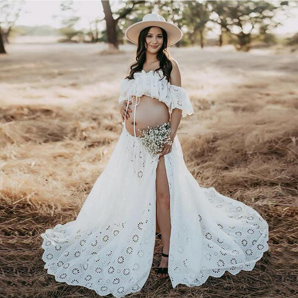 Embroidery White Dress - PLUS ขนาดชุดคลุมท้องถ่ายภาพสีขาวปิดไหล่เย็บปักถักร้อยผ้าฝ้าย Comfort-Fit ชุดการตั้งครรภ์ Baby Shower