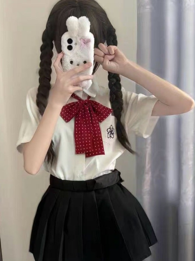ชุดนักเรียนหญิงสไตล์ญี่ปุ่น ชุ - Embroidery Uniform บทวิจารณ์และราคา