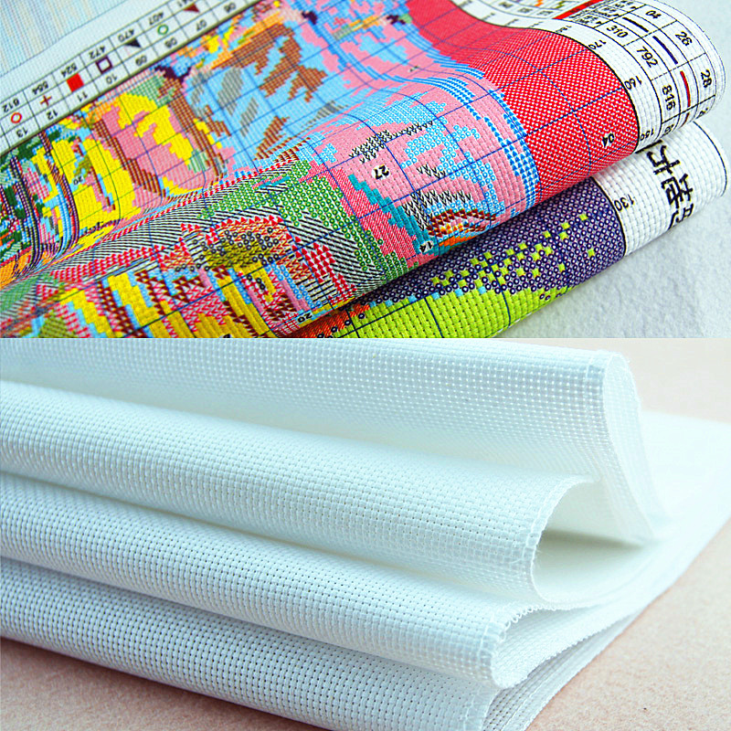 ชุดปักครอสติชลายจูบอ่อนโยน แบบ - Embroidery Job บทวิจารณ์และราคา