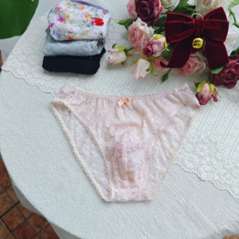 กางเกงในลูกไม้ผู้ชายแบบซีทรู เ - Embroidery Underwear บทวิจารณ์และราคา