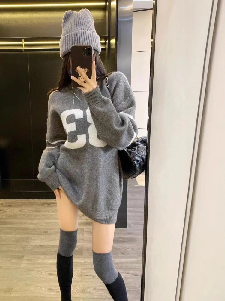 เสื้อสเวตเตอร์ถักสไตล์วินเทจ Y - Embroidery Knit บทวิจารณ์และราคา