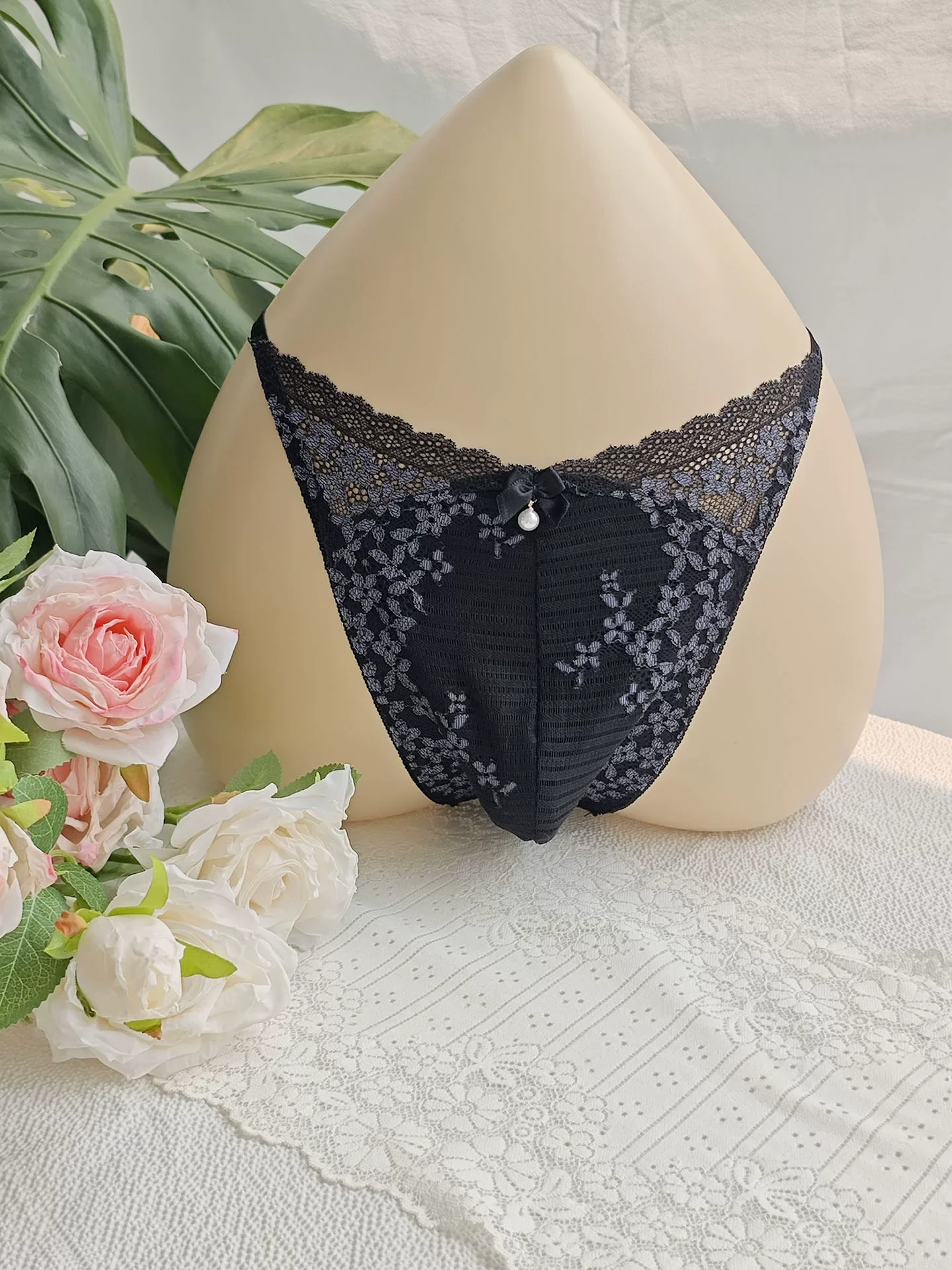 กางเกงในชายลูกไม้สีดำ ปักลายแฮ - Embroidery Underwear บทวิจารณ์และราคา