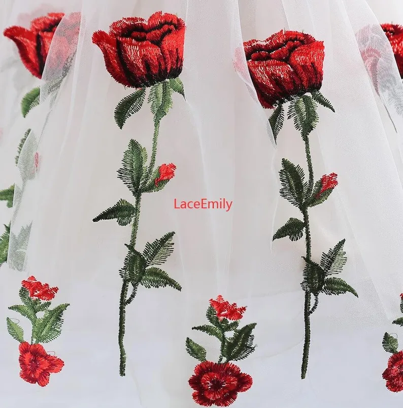 Red Rose ลูกไม้ผ้าดอกไม้เย็บปั - Embroidery Rose บทวิจารณ์และราคา