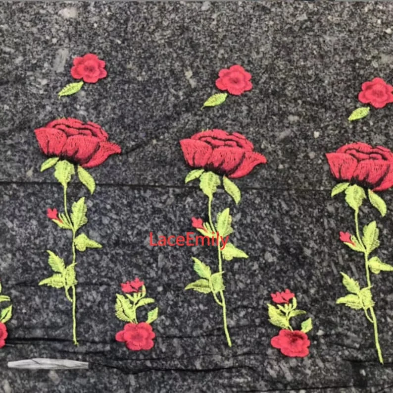 Red Rose ลูกไม้ผ้าดอกไม้เย็บปั - Embroidery Rose บทวิจารณ์และราคา