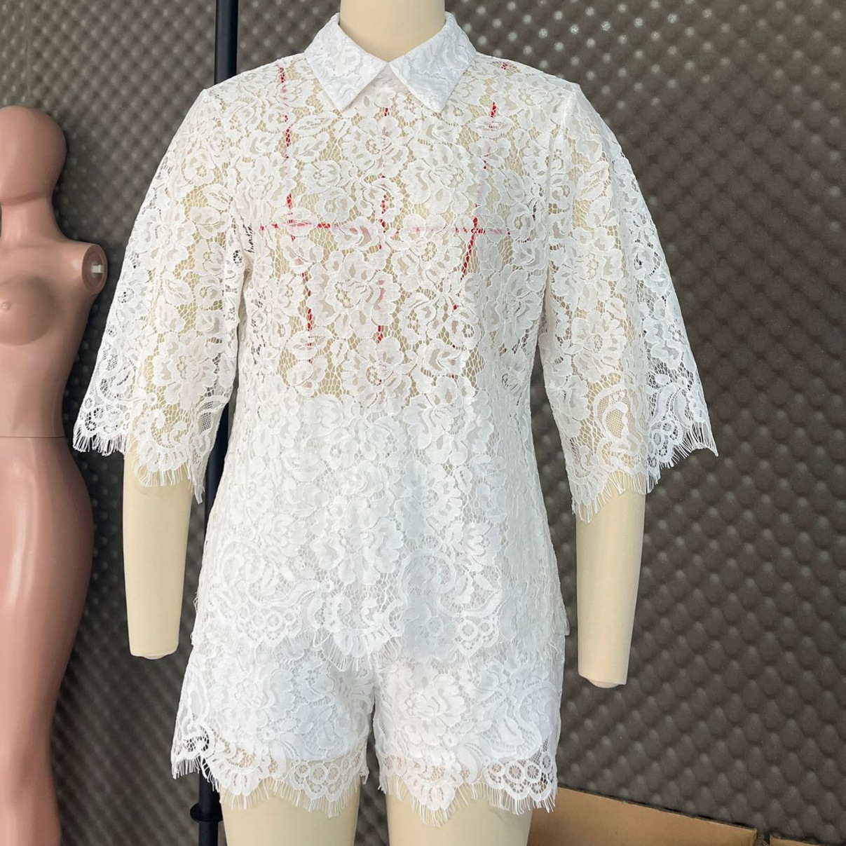 ชุดเซ็กซี่ลายลูกไม้ปักลาย กางเ - Embroidery Uniform บทวิจารณ์และราคา
