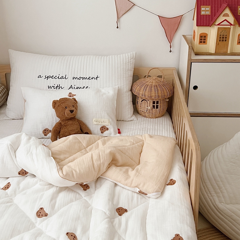 ผ้าห่มเด็กอ่อนลายปักหมีและกระต - Embroidery Quilt Cover บทวิจารณ์และราคา