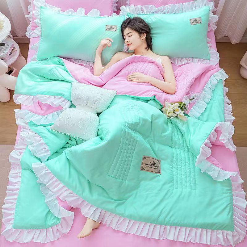 1/3 PC เจ้าหญิงเกาหลี Ruffles  - Embroidery Quilt Cover บทวิจารณ์และราคา