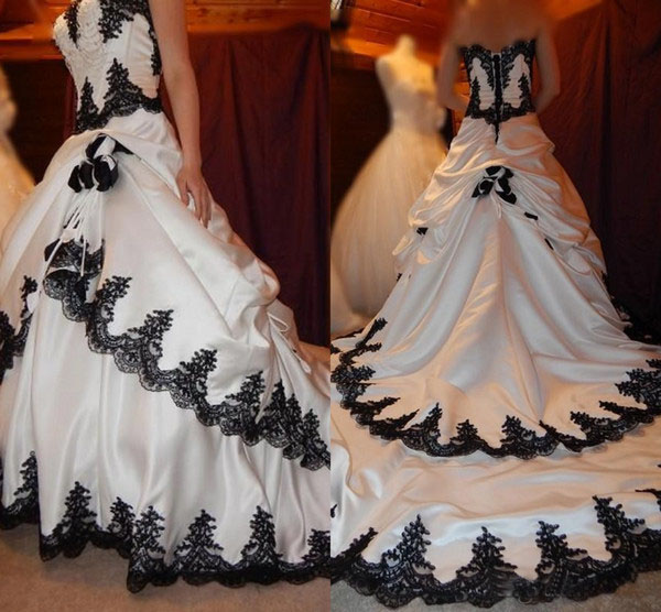 ชุดแต่งงานสไตล์วินเทจ โกธิค สี - Embroidery White Dress บทวิจารณ์และราคา