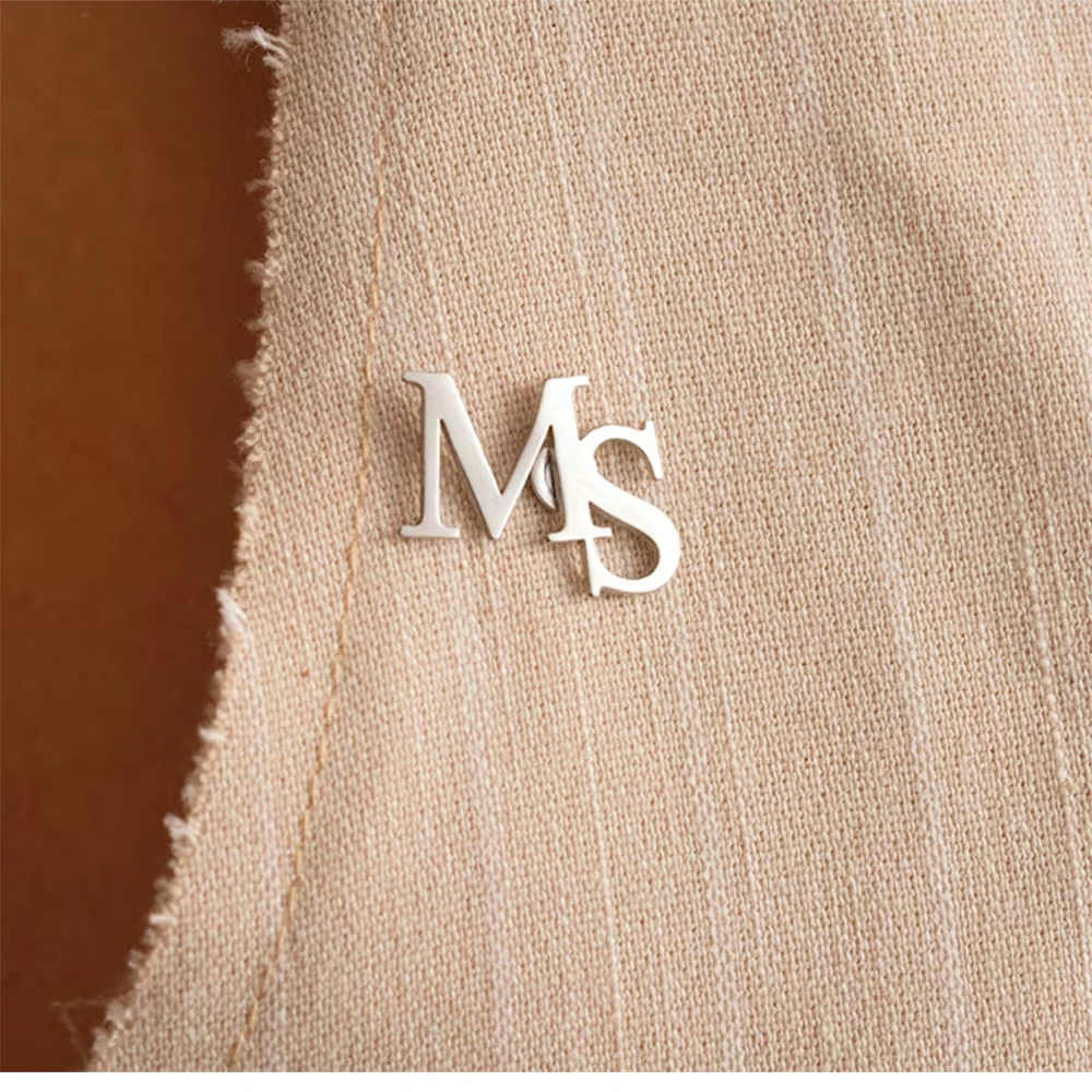 CUSTOM เริ่มต้นเข็มกลัดสําหรับ - Embroidery Name บทวิจารณ์และราคา
