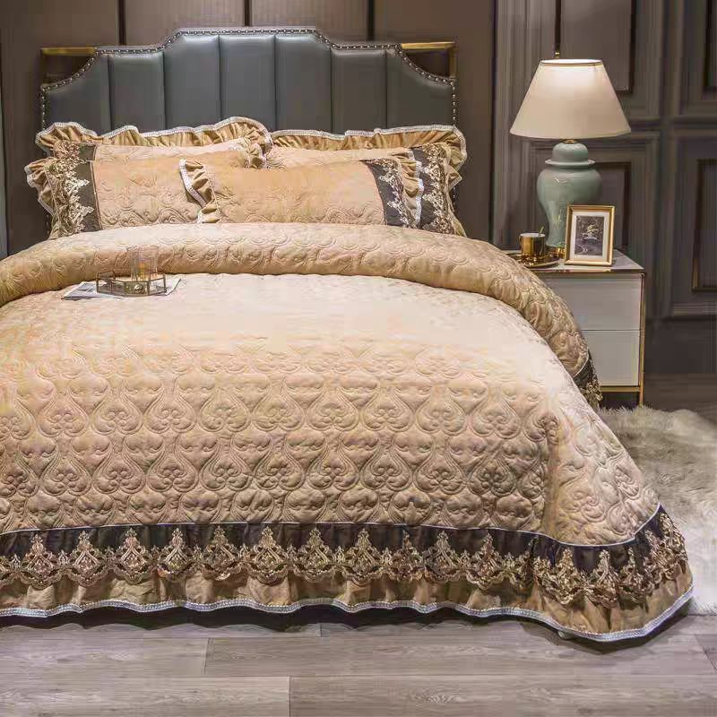 หรูหรายุโรปคริสตัลกํามะหยี่ผ้า - Embroidery Quilt Cover บทวิจารณ์และราคา